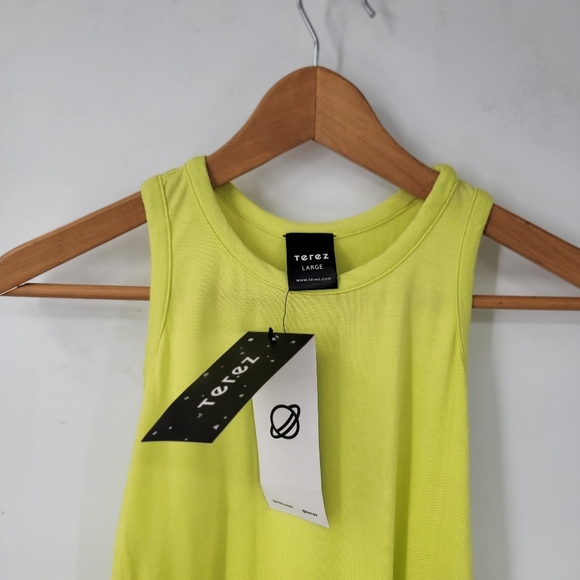 Terez Tank Top Size Large Lightweight Athletic Bright Yellow Cropped Workout Top - Picture 13 of 13